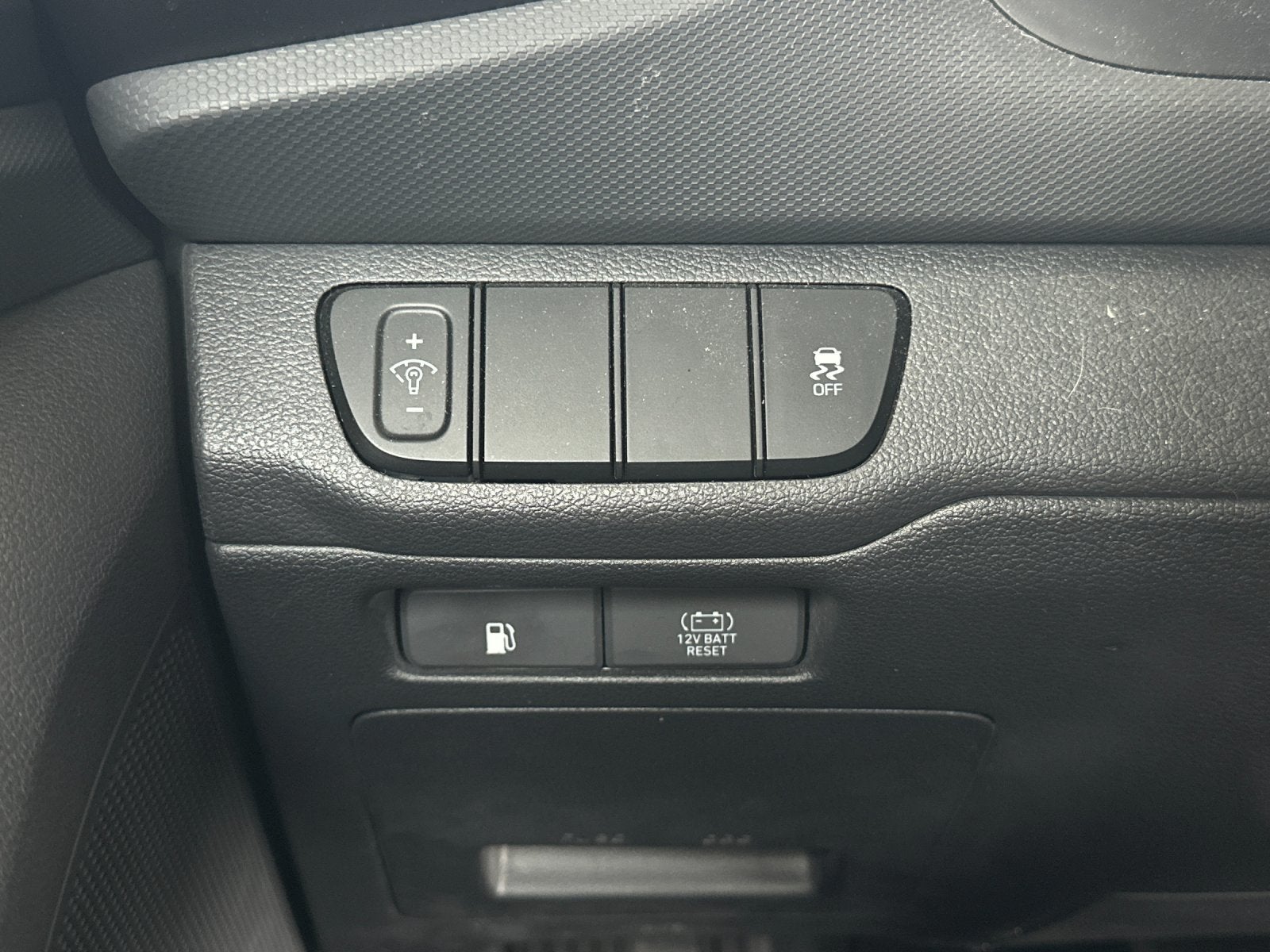 2017 Hyundai Ioniq Hybrid Blue