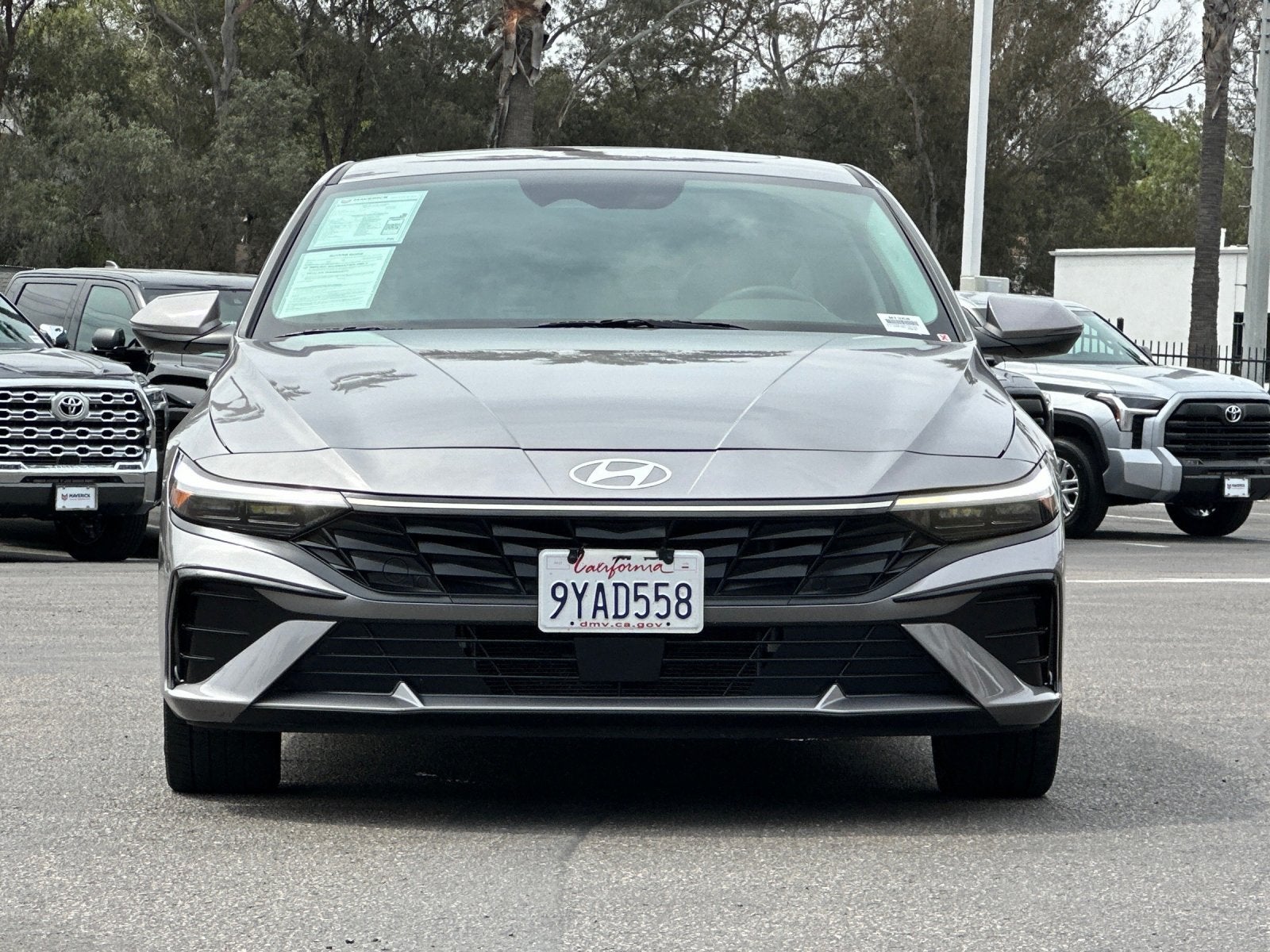 2025 Hyundai Elantra Hybrid Limited
