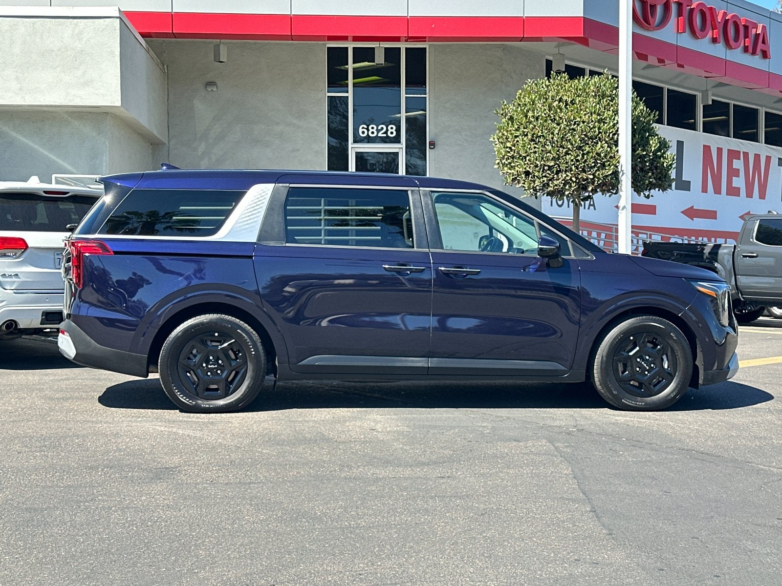 2026 Kia Carnival LXS