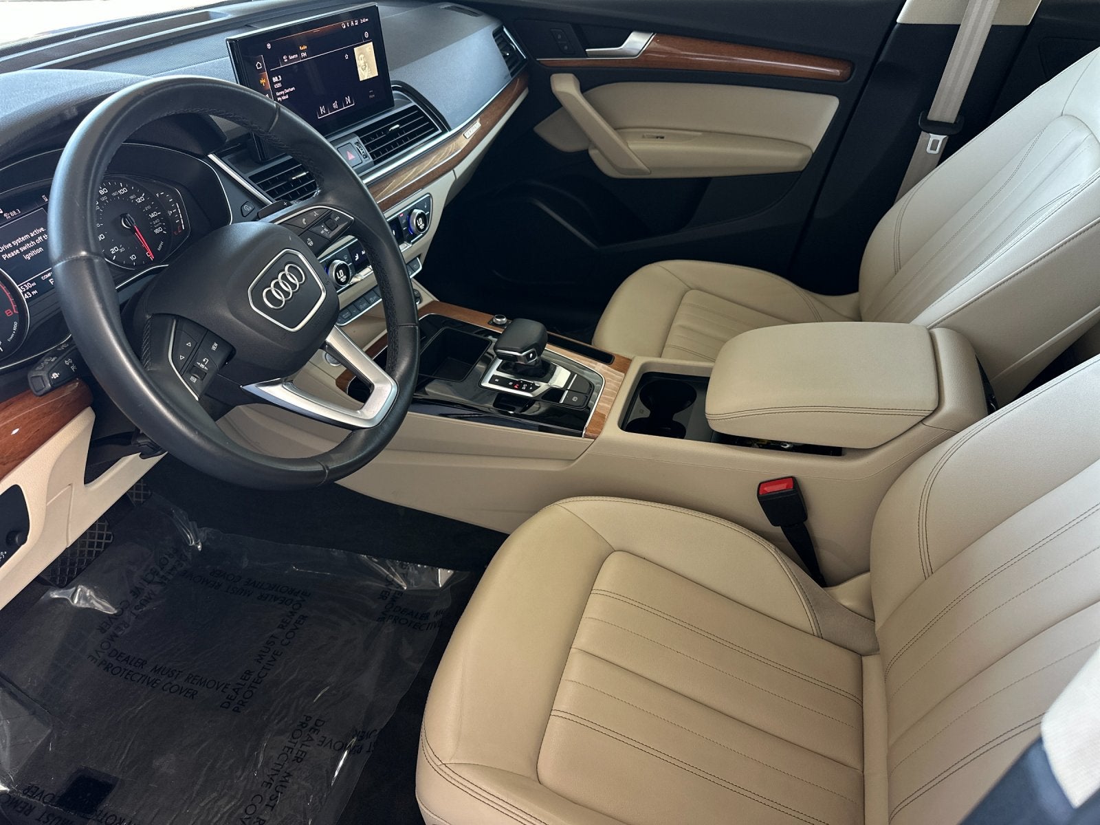 2023 Audi Q5 45 S line Premium quattro
