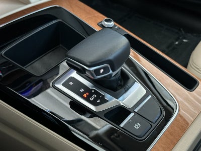 2023 Audi Q5 45 S line Premium quattro