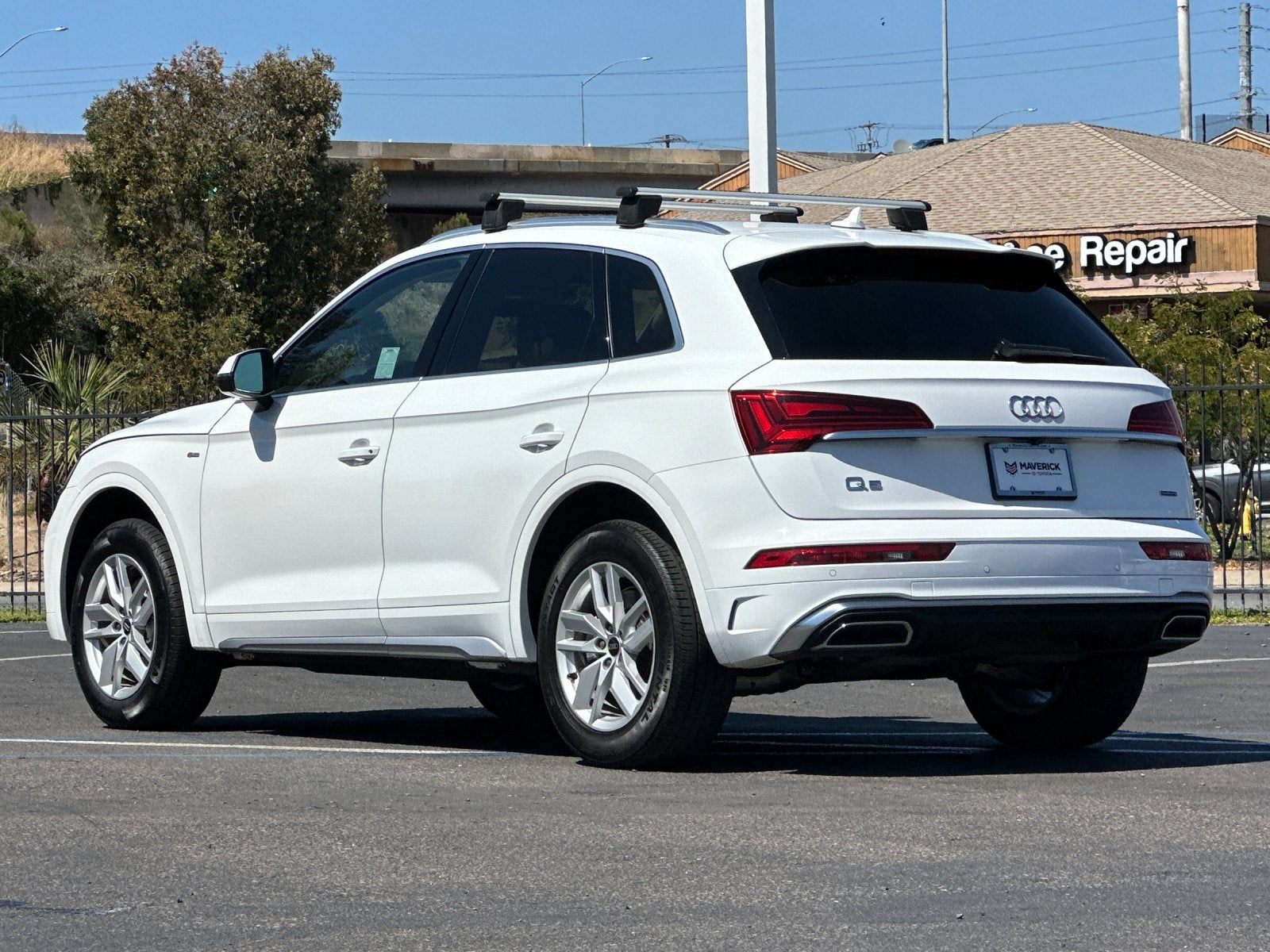 2023 Audi Q5 45 S line Premium quattro