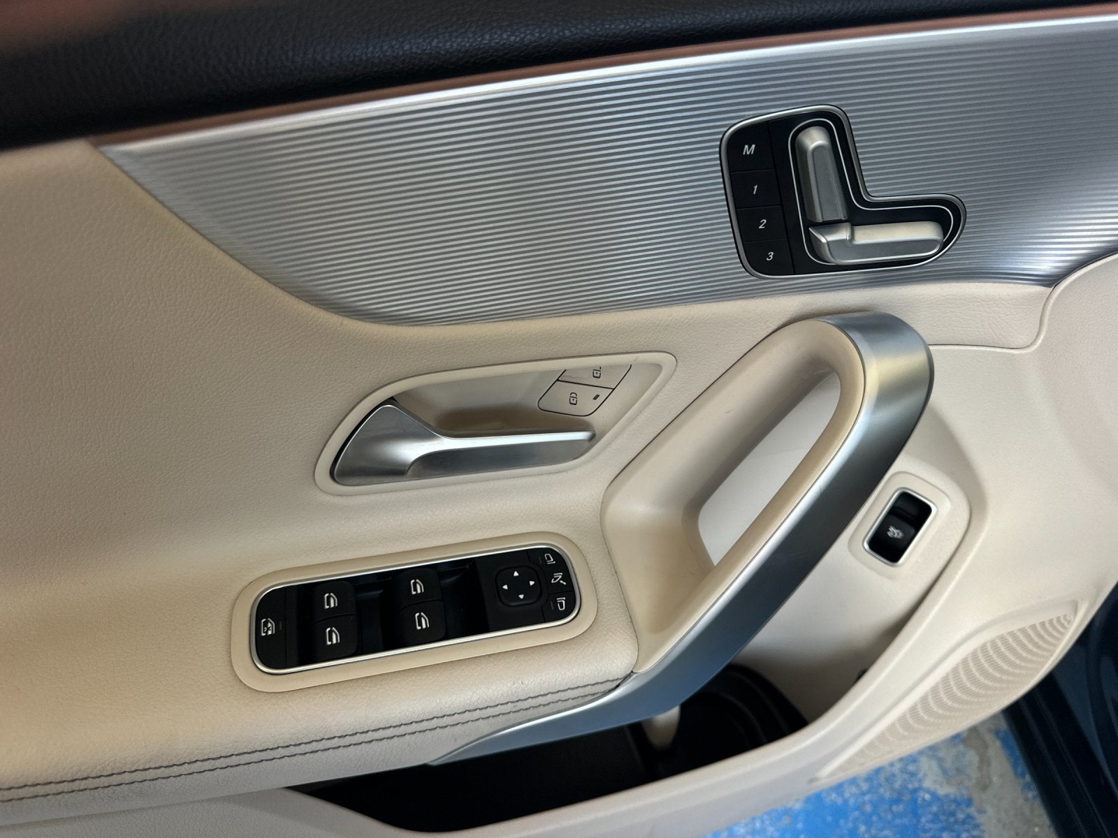 2019 Mercedes-Benz A-Class A 220