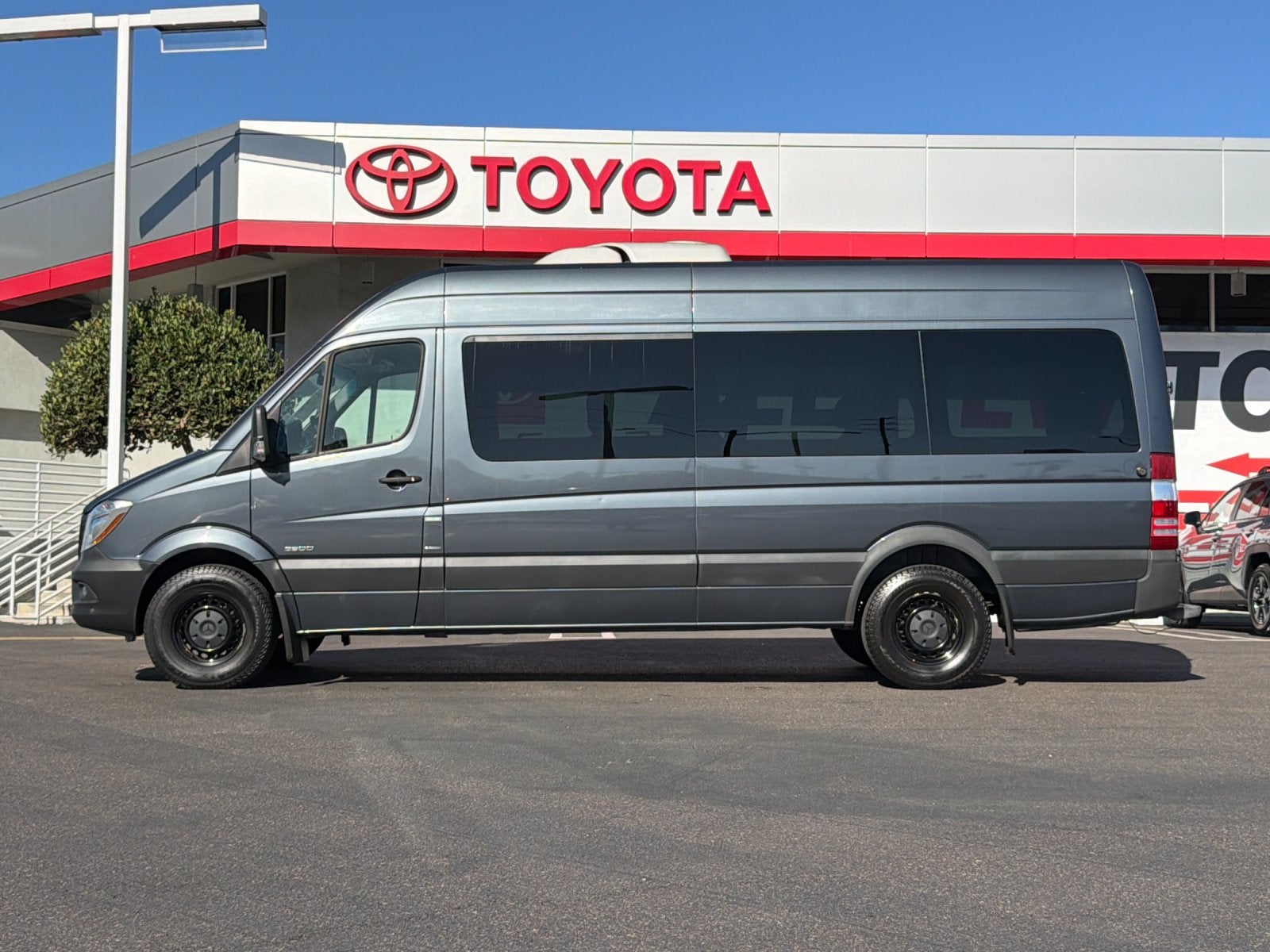 2015 Mercedes-Benz Sprinter 2500 Passenger 170 WB BlueTEC®