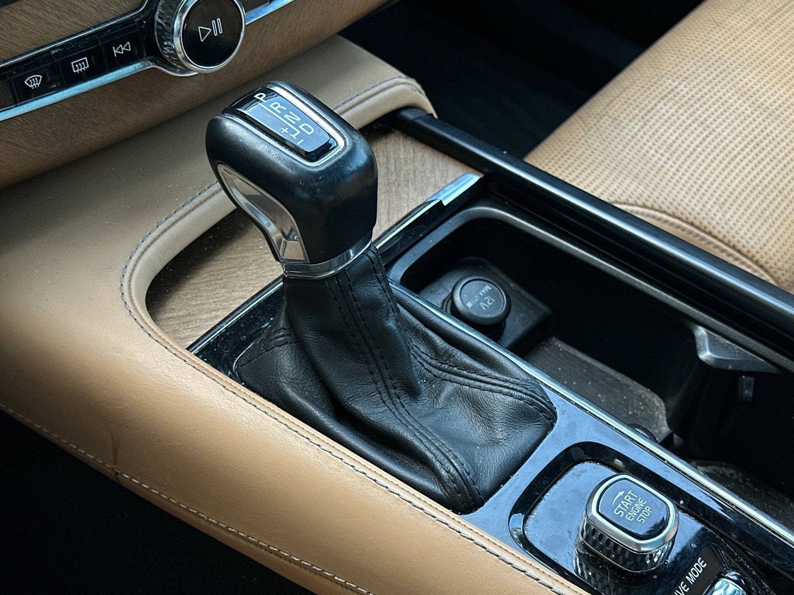 2018 Volvo XC90 T6 Inscription