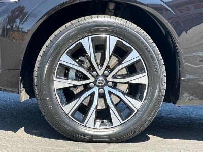 2024 Volvo XC60 B5 Core