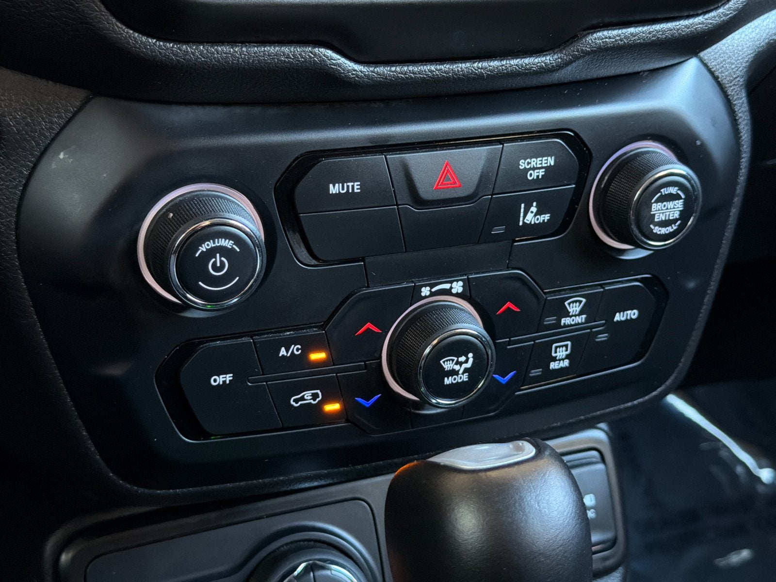 2023 Jeep Renegade Trailhawk