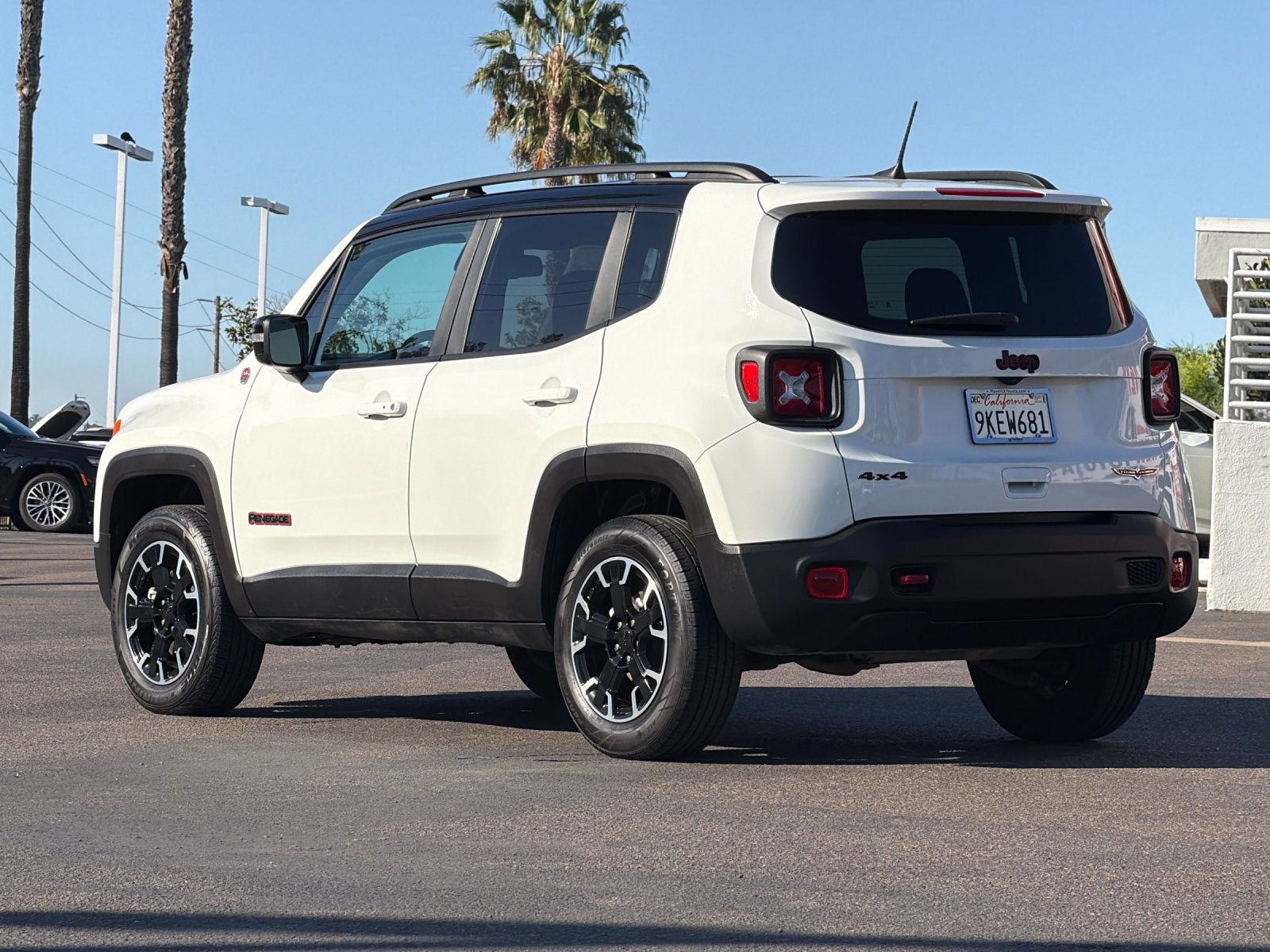 2023 Jeep Renegade Trailhawk