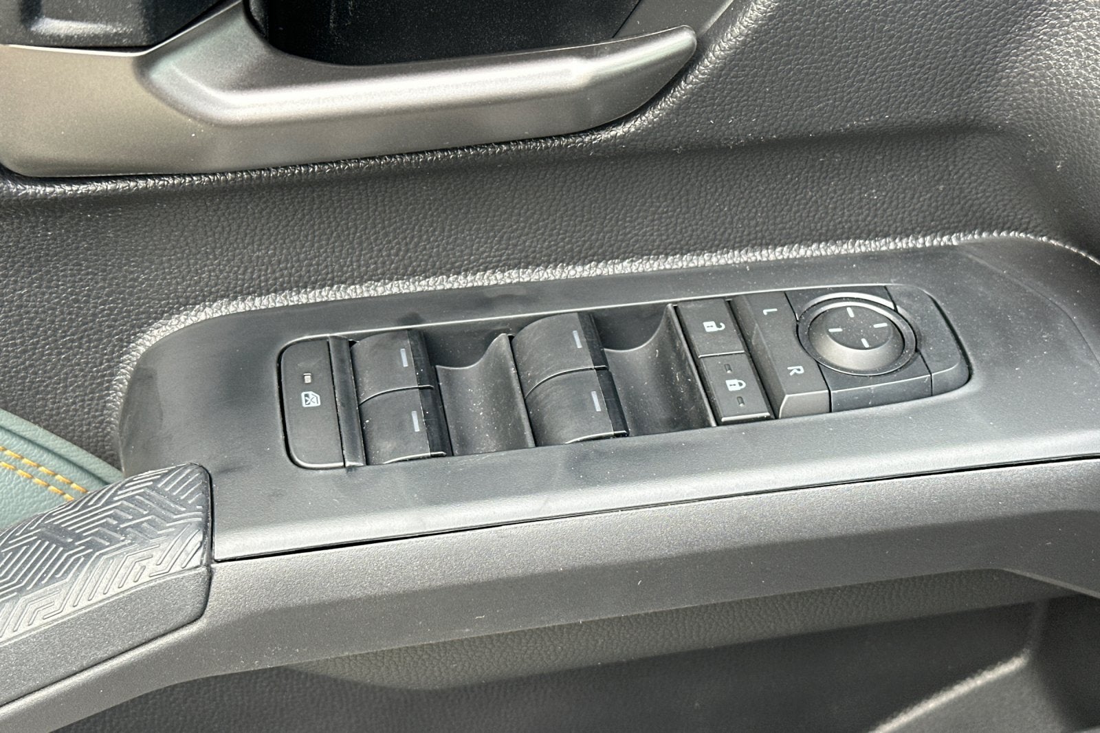 2026 Toyota Tacoma i-FORCE MAX Trailhunter