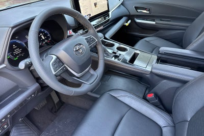 2026 Toyota Sienna Woodland Edition