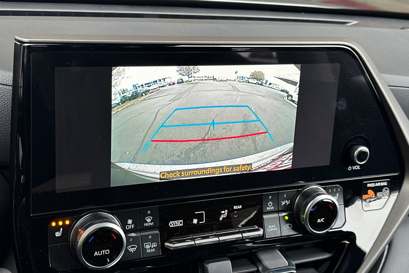 2026 Toyota Highlander Hybrid Hybrid XLE