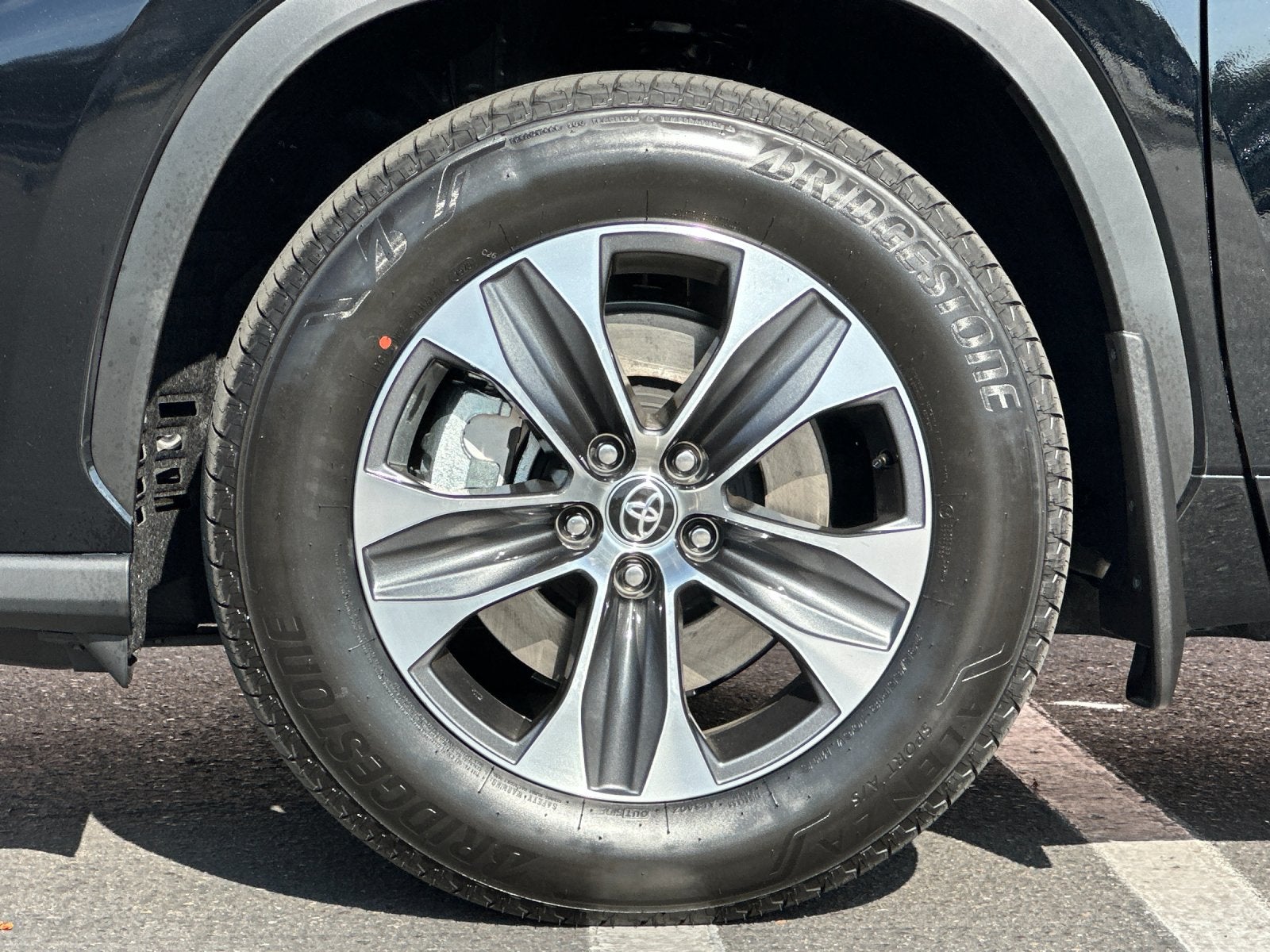2026 Toyota Highlander Hybrid Hybrid XLE