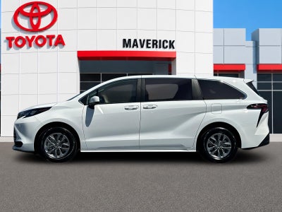 2026 Toyota Sienna LE
