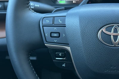 2026 Toyota Toyota Crown Signia Limited