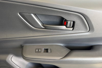2027 Toyota Prius Plug-in Hybrid SE