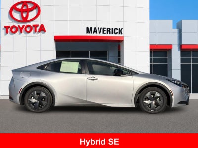 2027 Toyota Prius Plug-in Hybrid SE