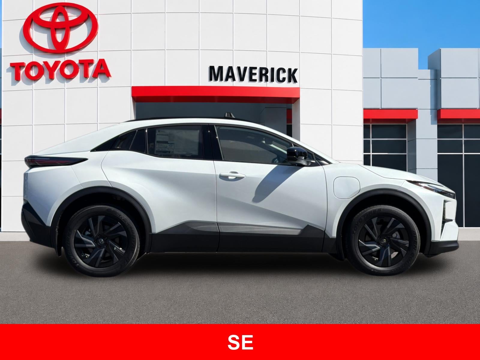 2027 Toyota C-HR SE