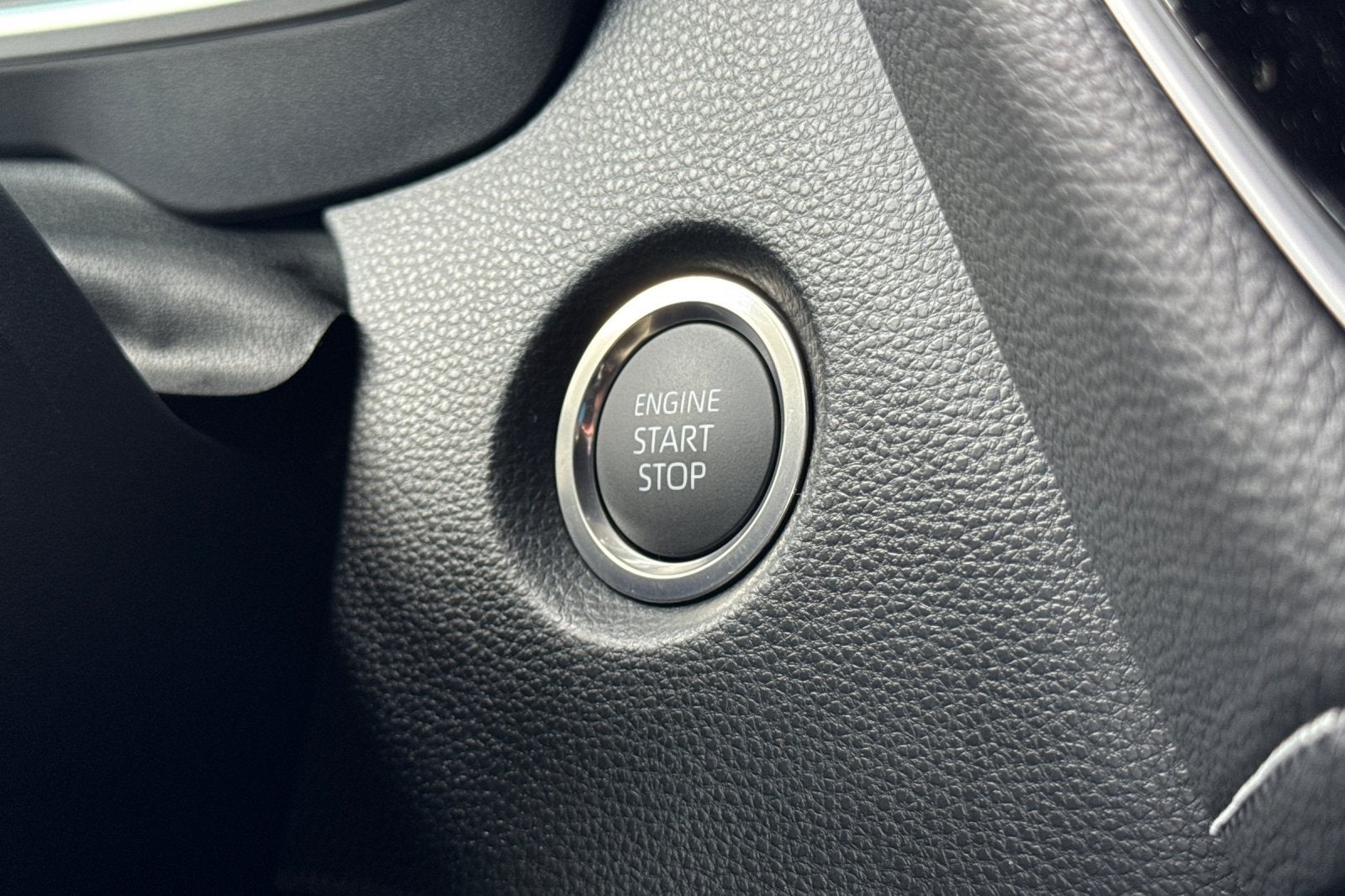 2027 Toyota Corolla Hatchback SE